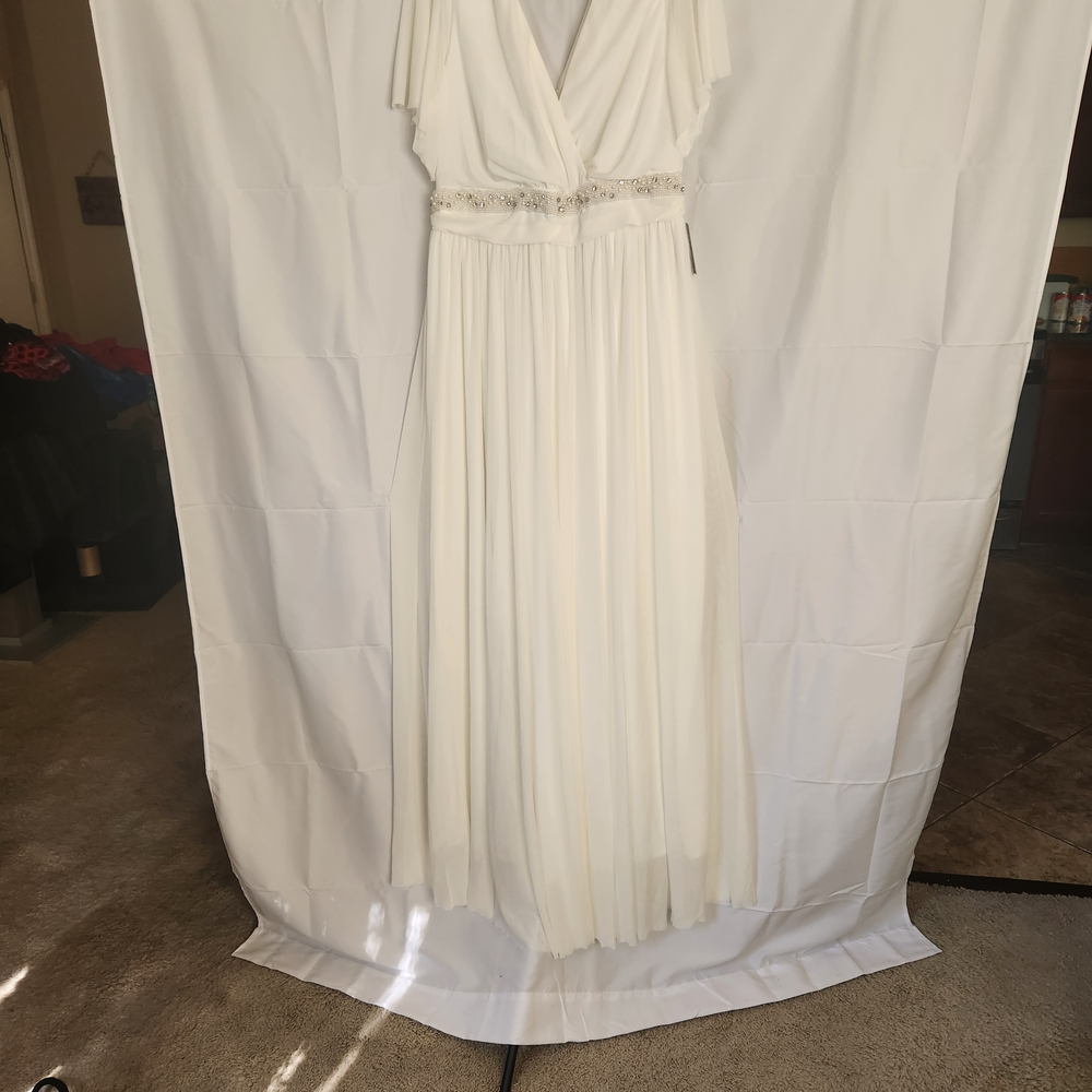 Torrid White Sleeveless V-Neck Wedding Dress for Brides